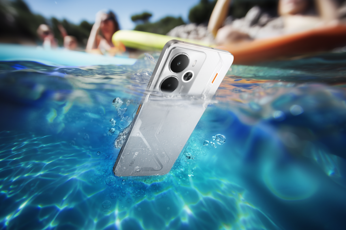 realme ยกขบวนมือถือทนน้ำ จัดโปรฯต้อนรับ Songkran Splash