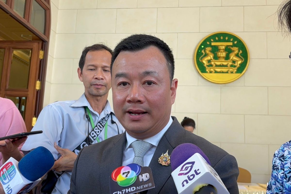 สรวงศ์​ เชื่อ พรรคร่วมจับมือกันยาว ปัดตอบจ่อปรับ ครม.- 2 รมต.เศรษฐกิจ