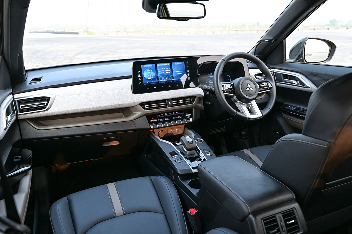 Mitsubishi XFORCE HEV