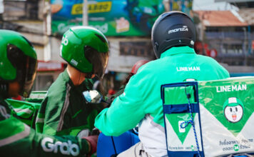 food delivery line man grab