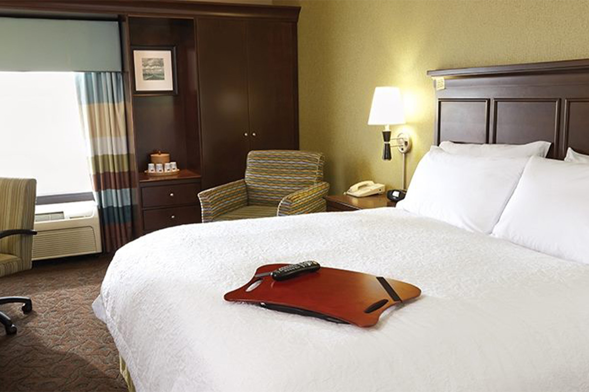 hamptonBYhilton