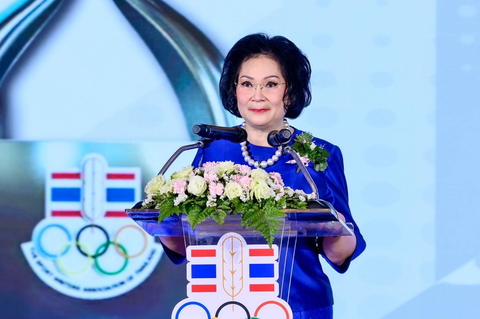คุณหญิงปัทมา ลาออกนายกสมาคมแบดไทย เพื่อความสง่างามในตำแหน่งประธานสหพันธ์แบดโลก