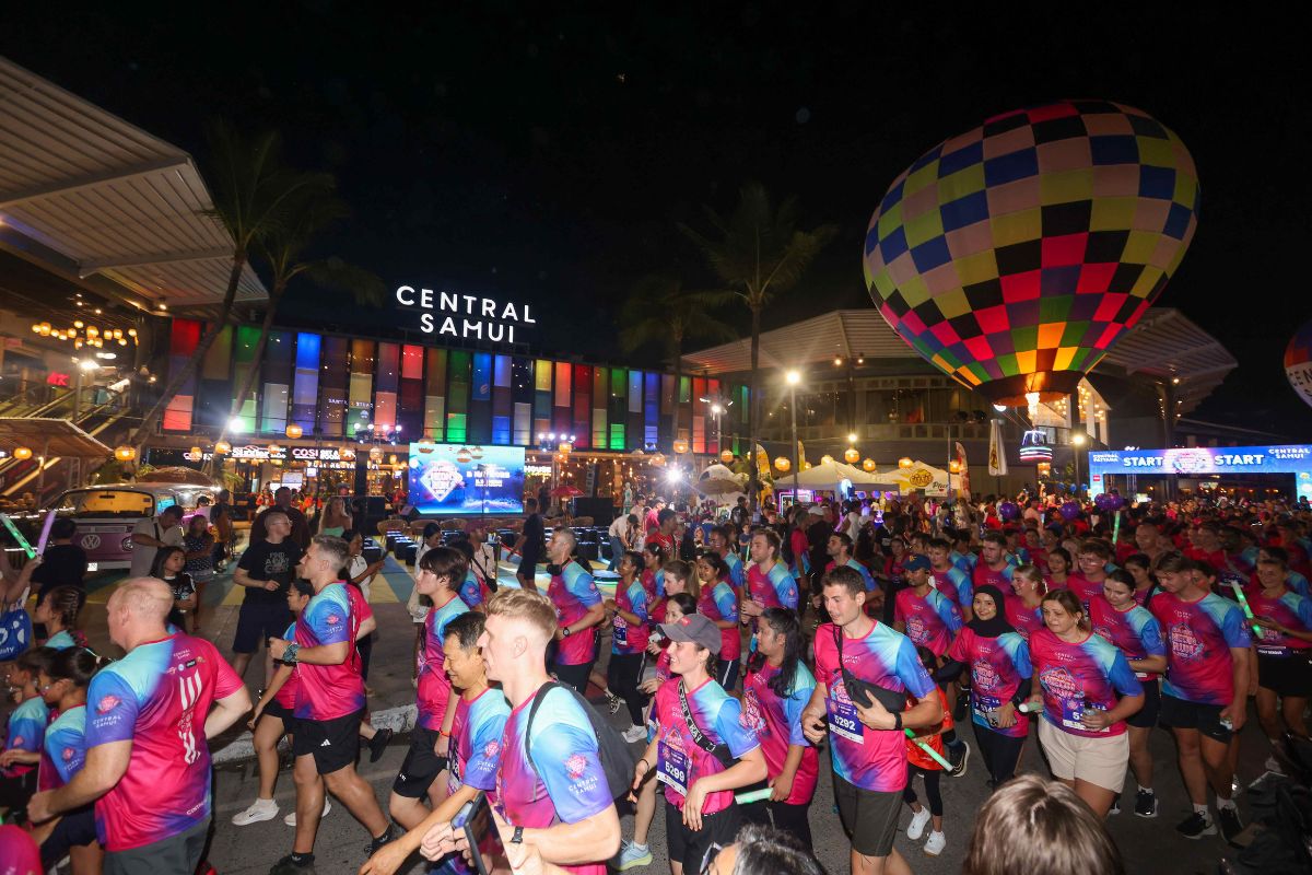 “Samui Neon Run 2025” ปังไม่หยุด นักวิ่งกว่า 1,500 คนร่วมงานกลางคืนบนหาดเฉวง