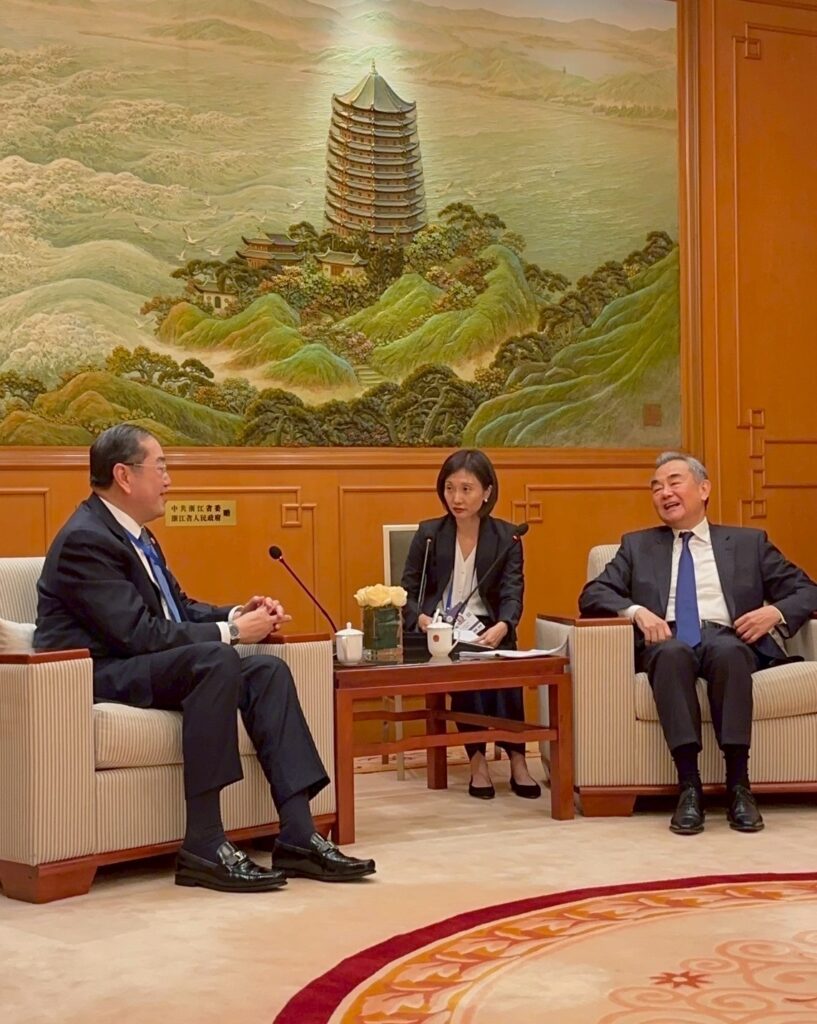 ศ.พิเศษ ดร.สุรเกียรติ์ เสถียรไทย