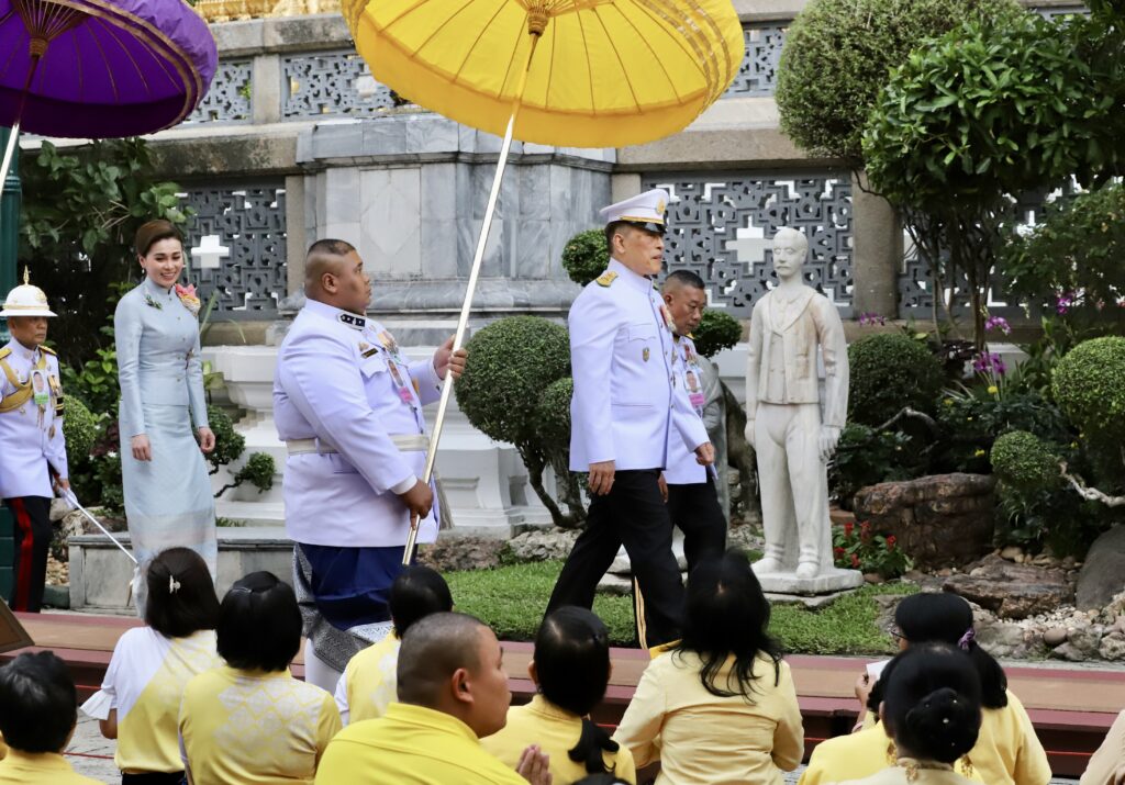 ในหลวง-พระราชินี