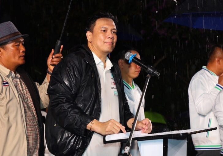 S__6266882 ไผ่ รับ 'อนุดิษฐ์' ความสามารถเยอะ-ช่วยงานนานแล้ว จะมี สส.ตามมาอีกเยอะ