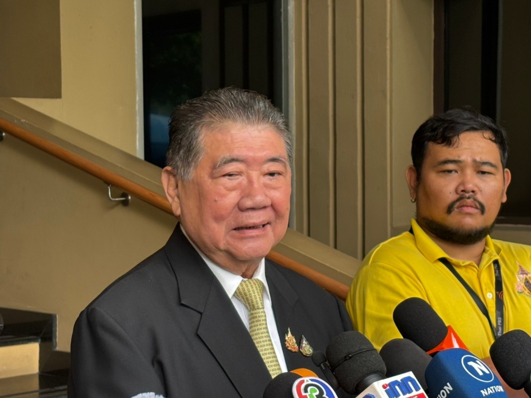 ภูมิธรรม จ่อส่งทนายแจงศาล รธน. หลัง สว. ร้องเพิ่ม ลั่นไม่มีสงครามแดง-น้ำเงิน 