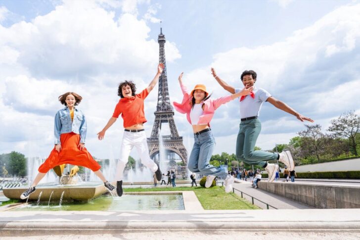 Tourist Klook ชี้คน Gen Y-Z ลงทุนซื้อทริปท่องเที่ยวแก้ความเครียด บำบัดจิตใจ