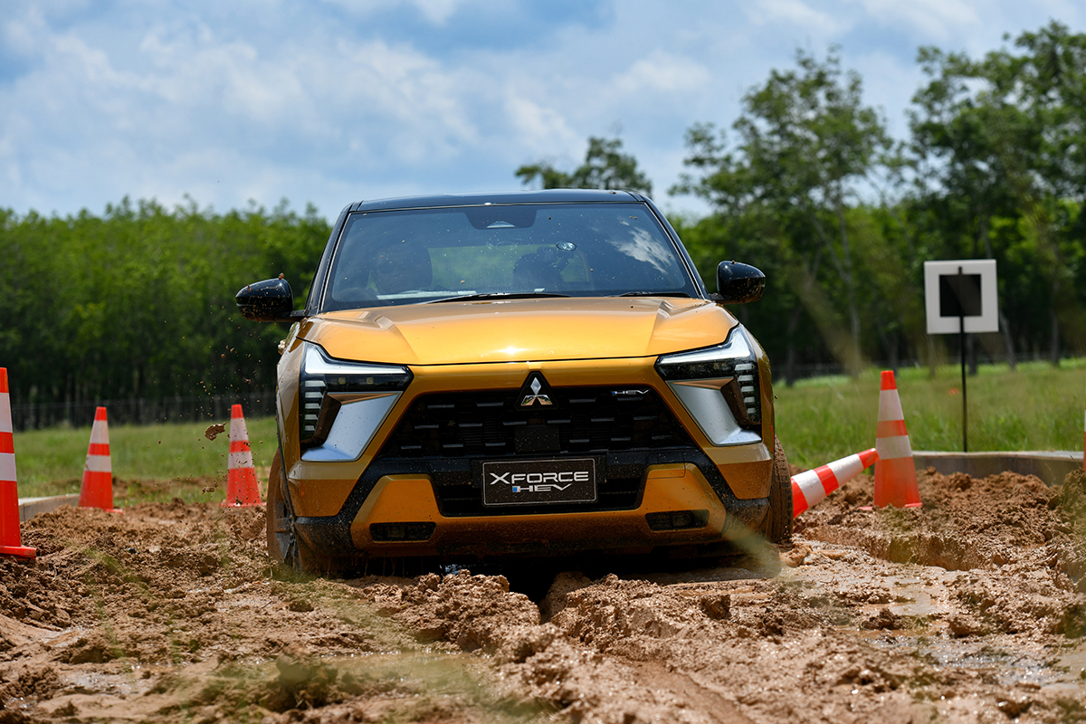 Mitsubishi XForce HEV