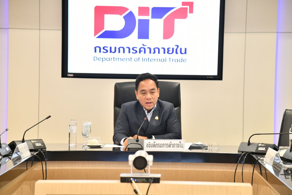 พาณิชย์ กำชับโรงงานสกัดรับซื้อปาล์มน้ำมันจากเกษตรกร 5 บาท/กก.