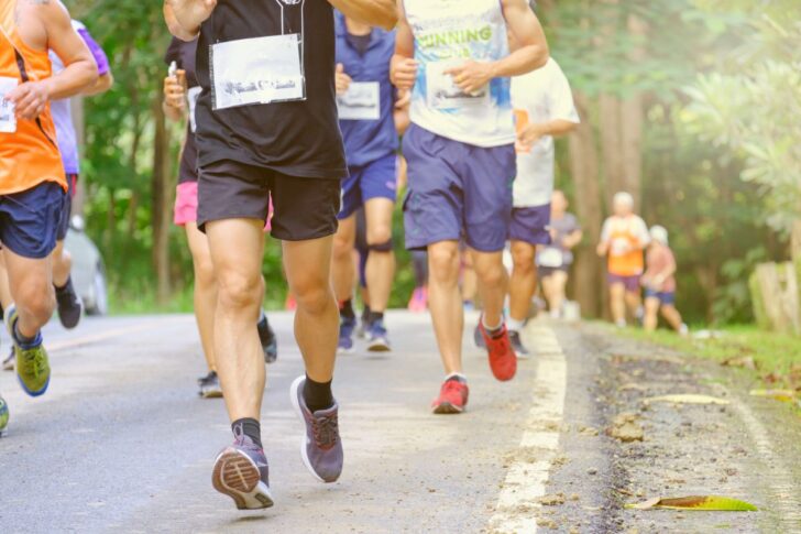 marathon-run-people-are-running-road-people-are-moving