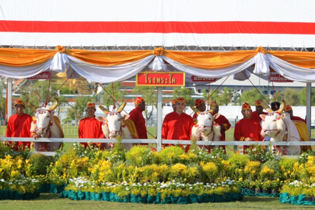 พระโค