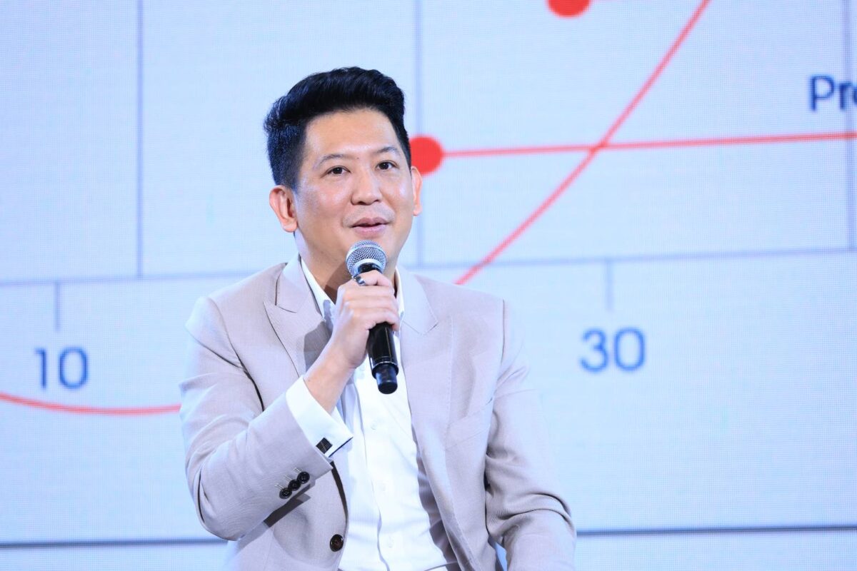 “ดร.พีท” แนะหนุ่มสาวออมด้วย ใช้เงินด้วย อย่าให้ไลฟ์สไตล์ชีวิตเสีย