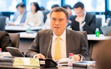 พรชัย ฐีระเวช