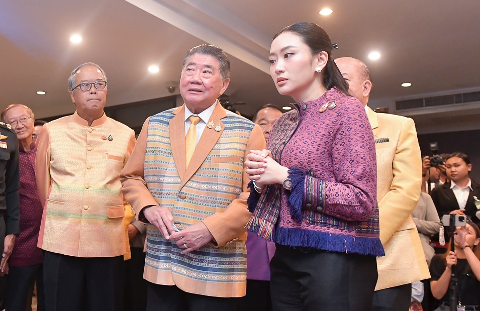 นายกฯ-ภูมิธรรม เบรกปิดด่าน หลัง ‘ผู้นำกัมพูชา’ ร้องขออ้างกระทบการค้าชายแดน