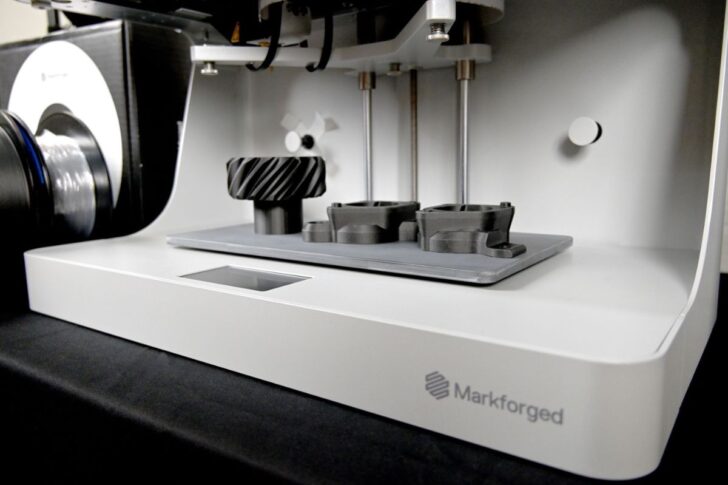 Markforged มาร์คฟอร์จ
