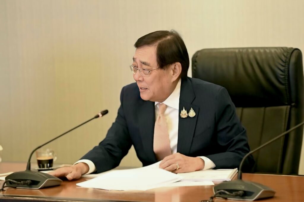 นายพิชัย ชุณหวชิร