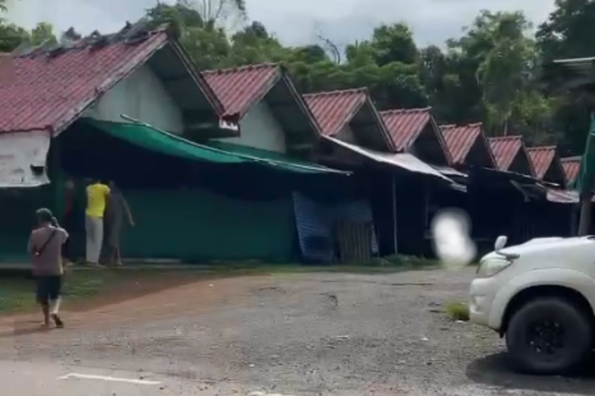 จุดผ่อนปรนการค้า ‘ช่องอานม้า’ เงียบเหงา หลังปรับเวลาเปิด-ปิดด่านใหม่