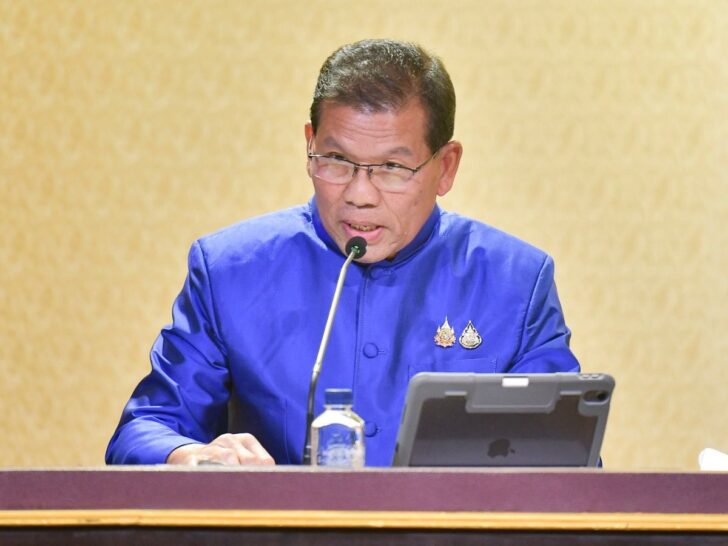 นายคารม พลพรกลาง นายคารม พลพรกลาง