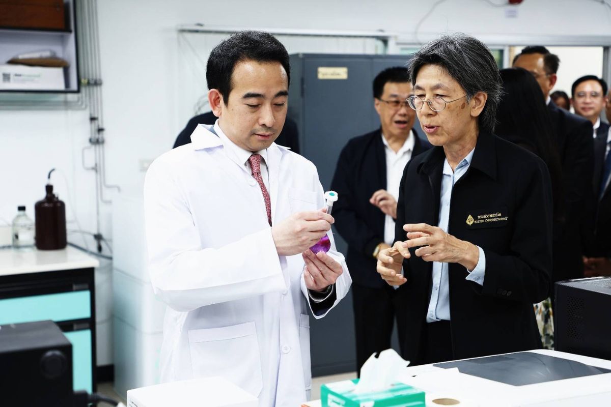 ‘สุราชุมชน Lab สรรพสามิตสัญจร’ ลุยนำร่อง 3 จังหวัด ตรวจคุณภาพสุราฟรี