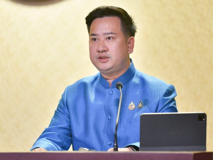 นายอนุกูล พฤกษานุศักดิ์ นายอนุกูล พฤกษานุศักดิ์