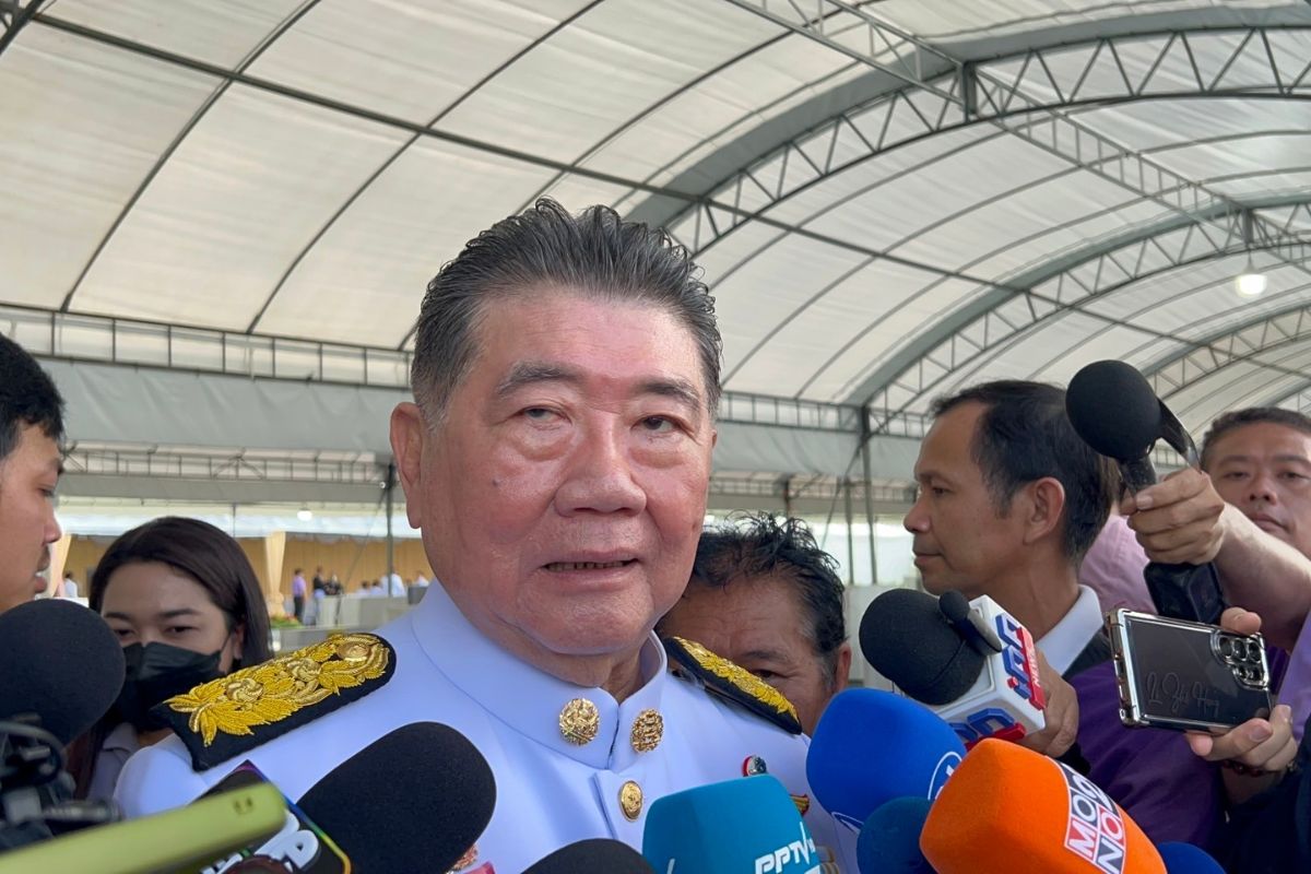 ภูมิธรรมเผย นายกฯยังไม่ส่งสัญญาณปรับ ครม. ยันรัฐมนตรีไม่เสียกำลังใจทำงาน