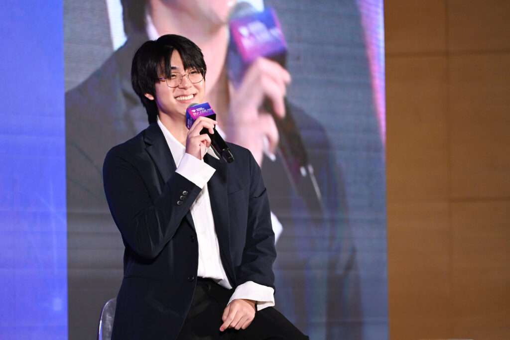 รัชวิศน์ จันทร์รุ่งอนันต์