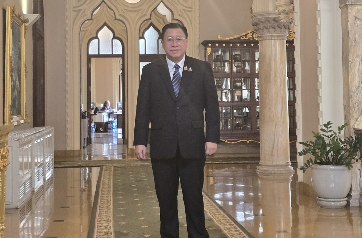 แต่งตั้ง ‘จักรภพ​ เพ็ญแข​’ เป็นที่ปรึกษาของเลขาธิการนายกฯ แนะการสื่อสารรัฐบาล