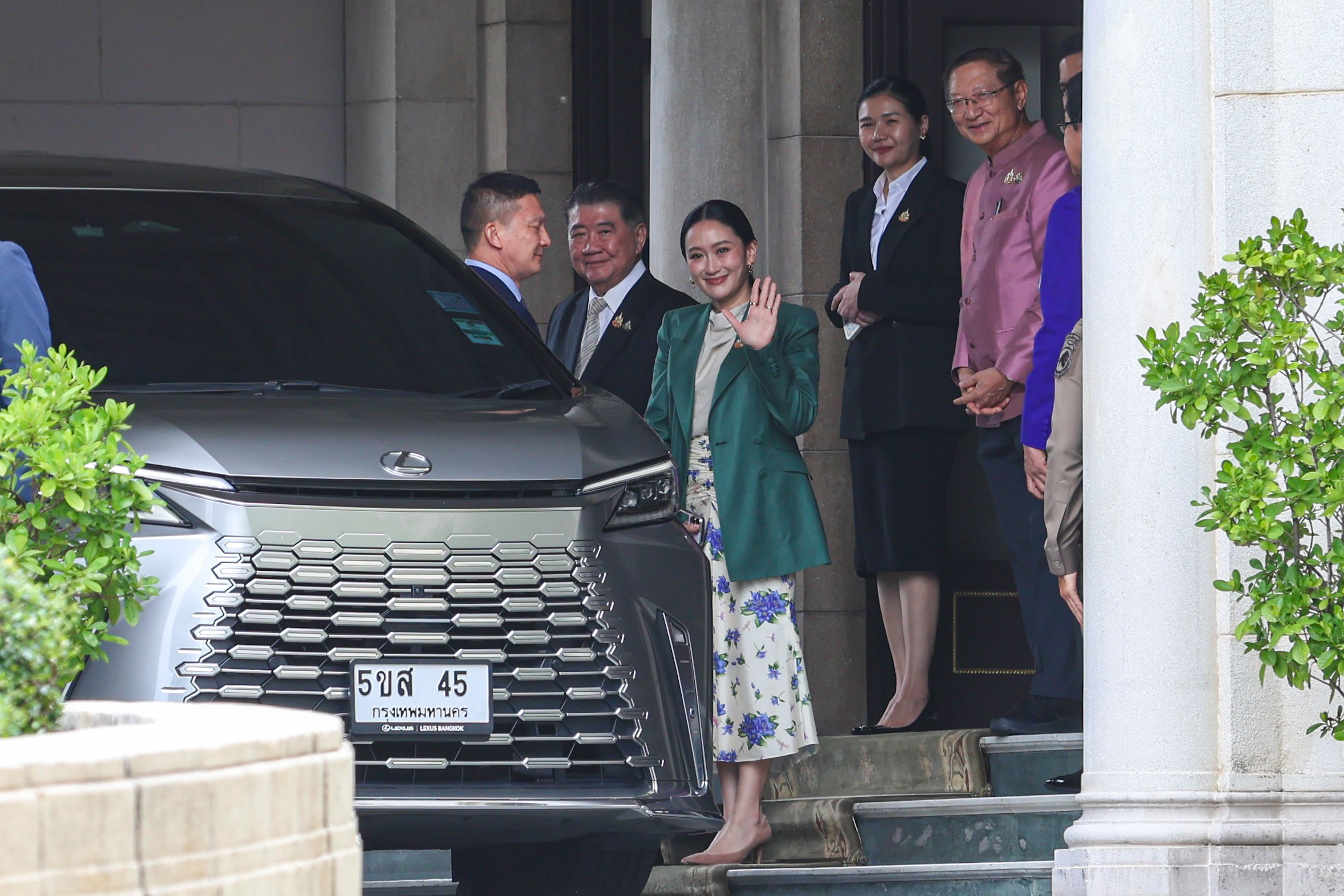 ค่าเงินบาทผันผวน ท่ามกลางความไม่แน่นอน การเมืองในประเทศ