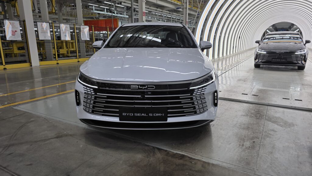 BYD SEAL 5 DM-i 