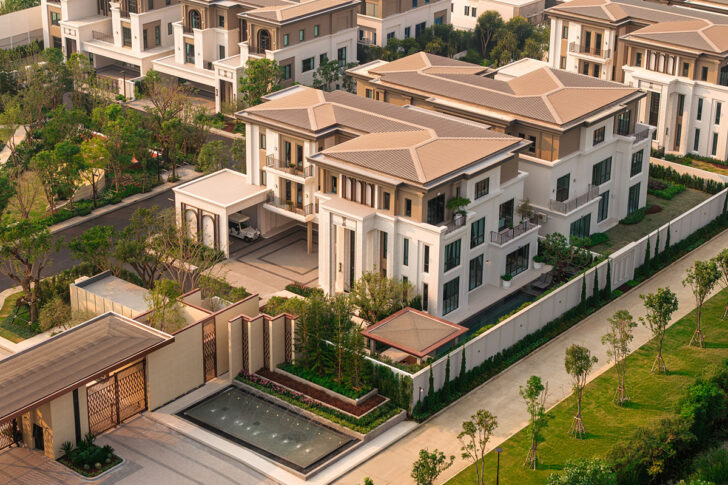 7-3 CINQ Royal The Eighteen Bangna KM.7