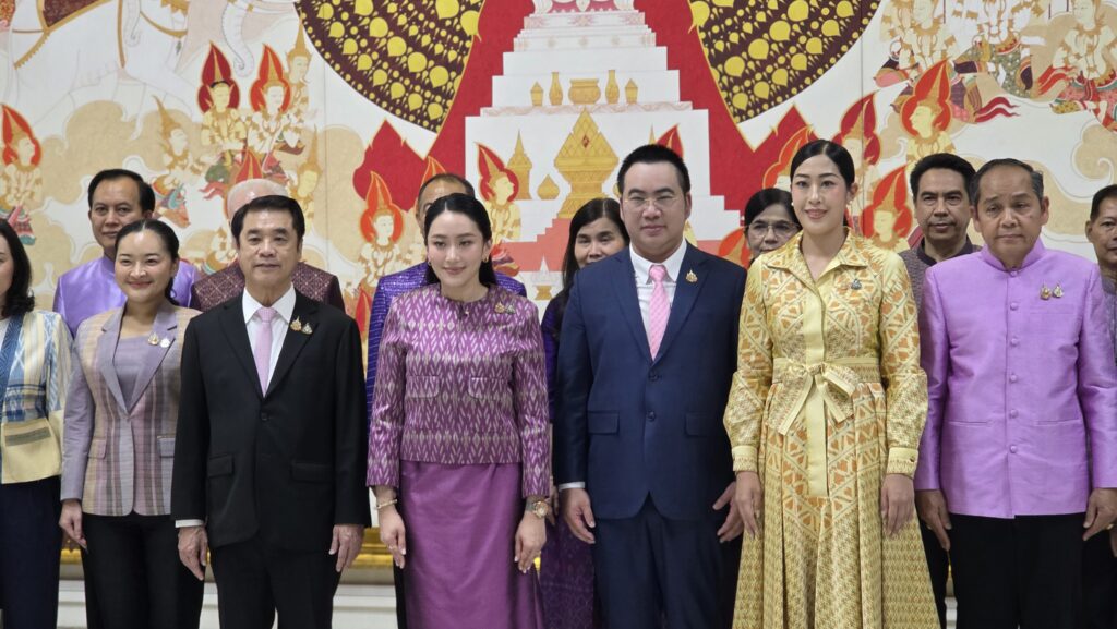 นางสาวแพทองธาร ชินวัตร