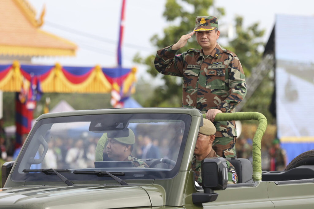หน่วยทุ่นระเบิดกัมพูชา กล่าวหากองทัพไทย ใช้ระเบิดพวง