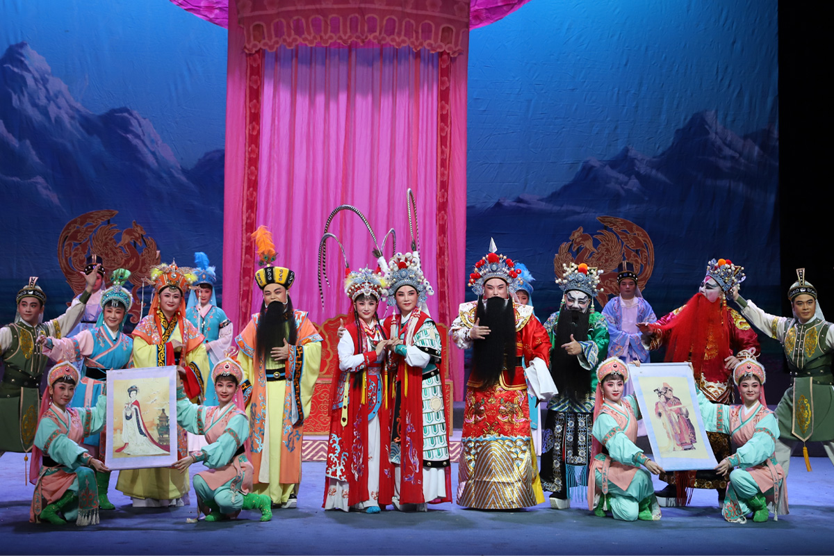 เครือ ซี.พี. จัดงิ้วแต้จิ๋วครั้งประวัติศาสตร์ ฉลอง 50 ปี ไทย-จีน
