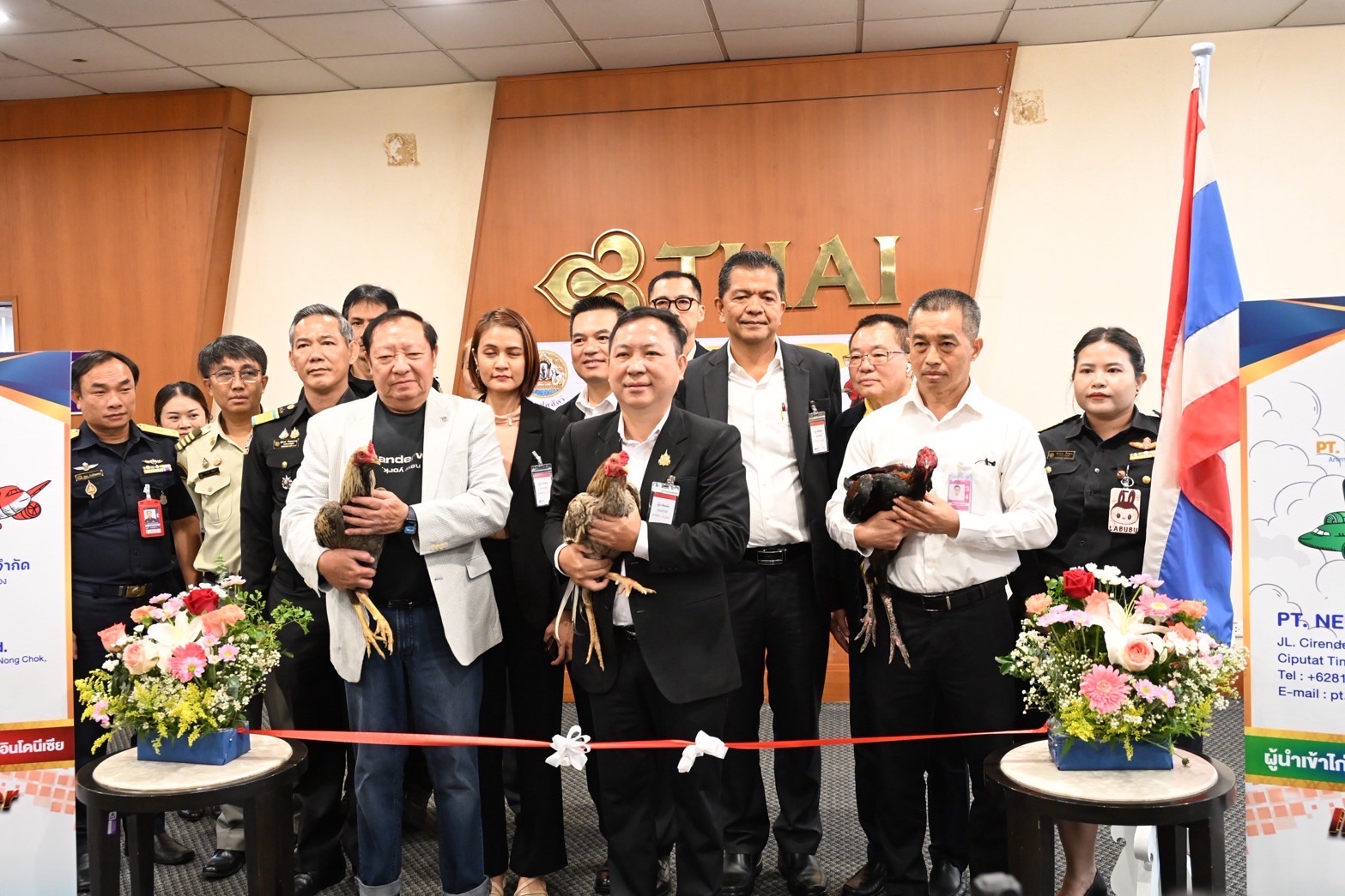 ผู้เลี้ยงไก่ เฮ ไทยส่งออกไก่มีชีวิต ไปอินโดนีเซียลอตแรก