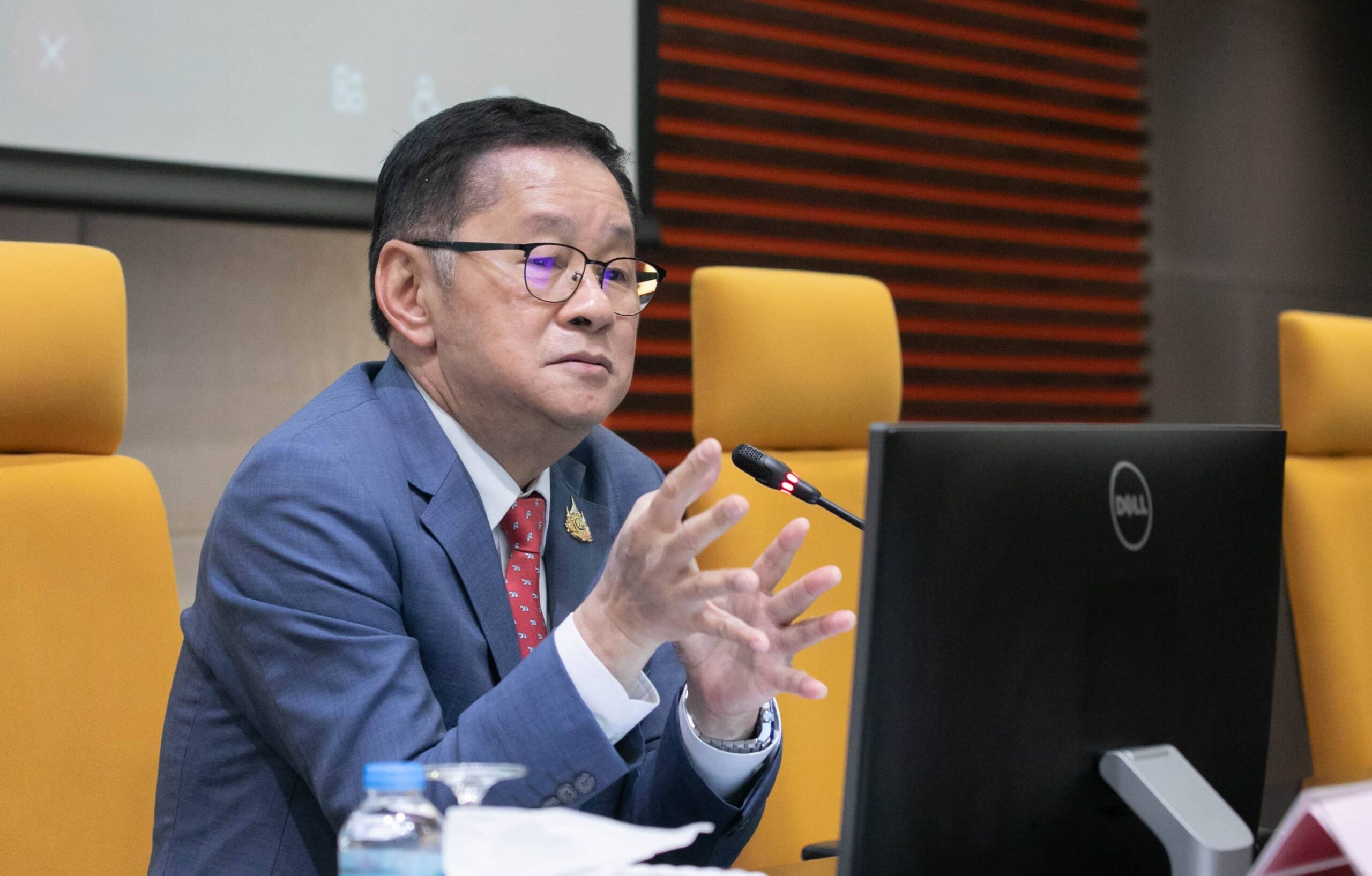 รมว.ดีอีสั่ง NT ติดตั้ง WiFi ฟรีศูนย์พักพิงชั่วคราว ชายแดนไทย-กัมพูชา