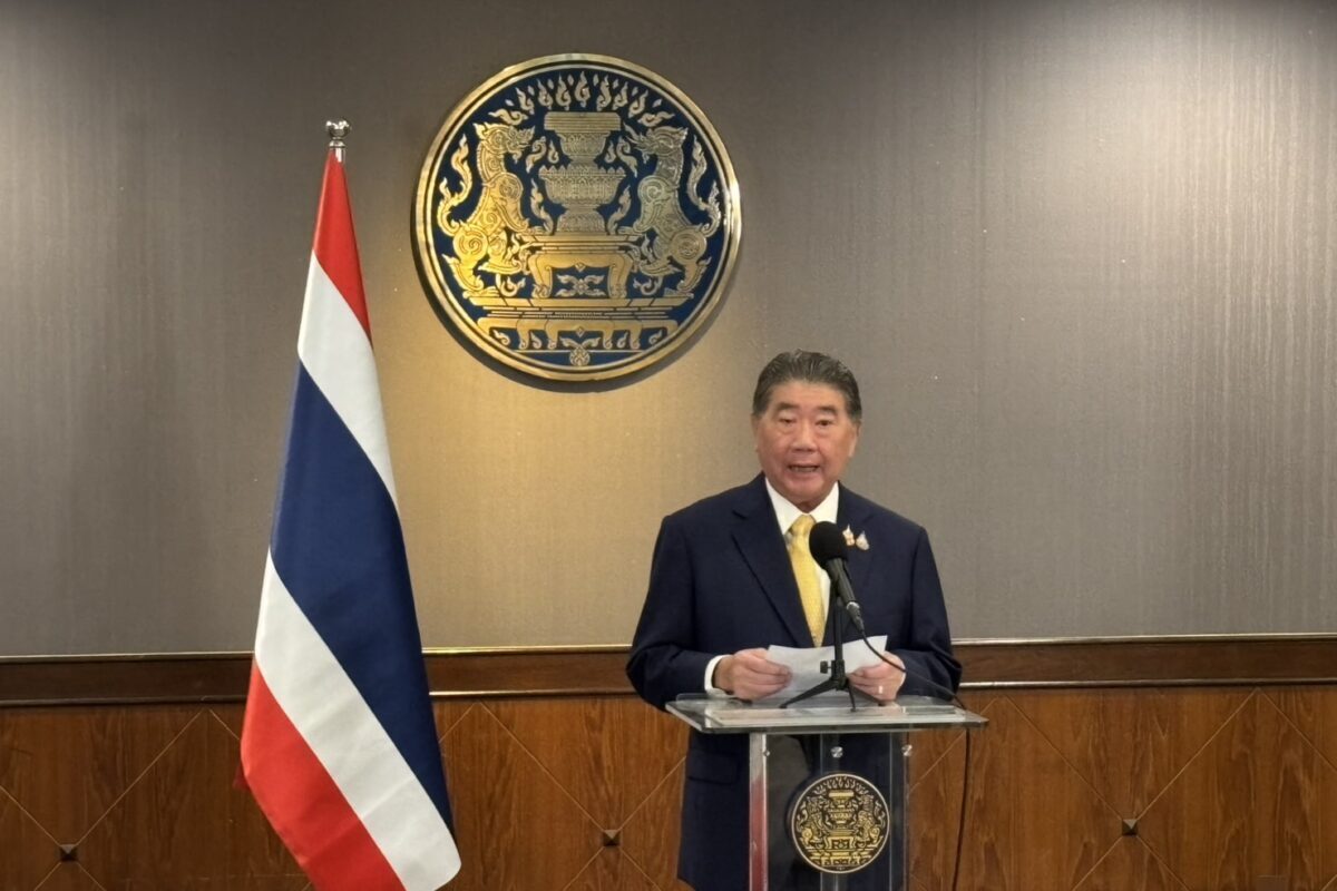 ภูมิธรรม แถลงท่าทีปมกัมพูชา ชี้โจมตีชุมชนเป็นอาชญากรรมสงครามขั้นรุนแรง