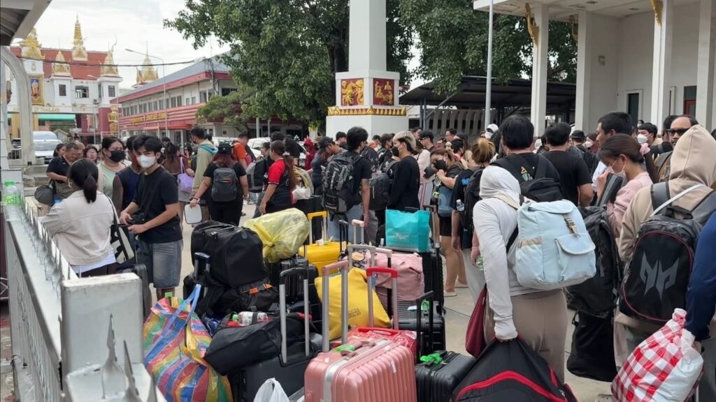 คนไทยนับหมื่น
