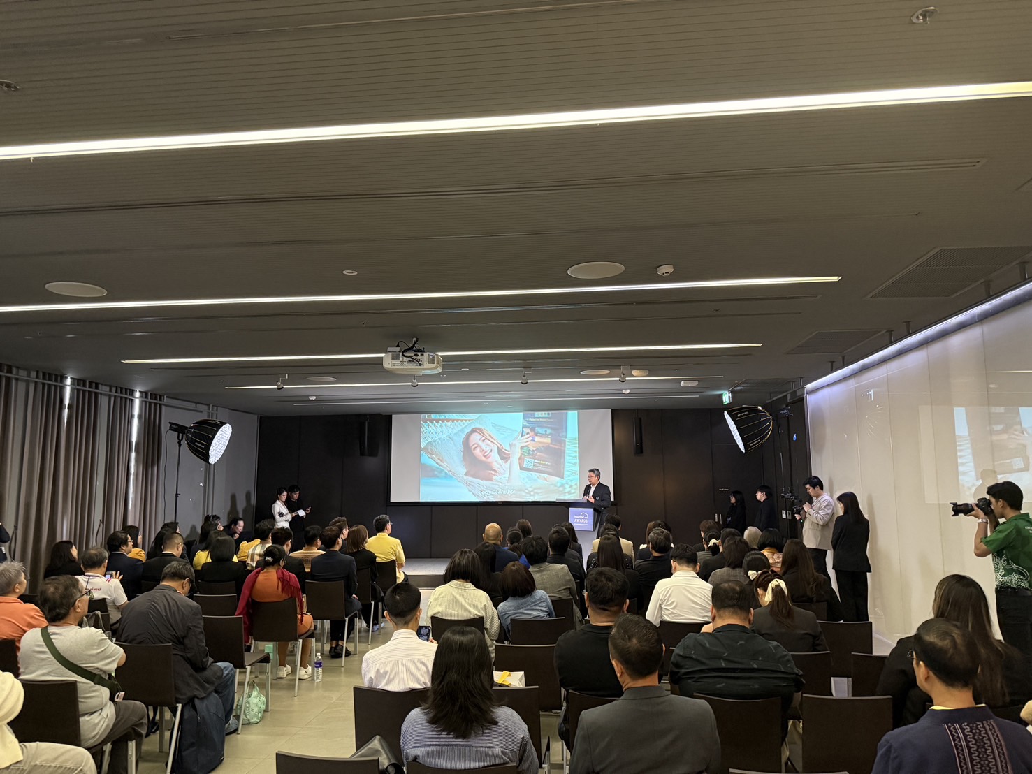 ดัน “Design & Craft 2025” ปลุกดีมานด์เศรษฐกิจสร้างสรรค์ กระตุ้นธุรกิจบริการ-ท่องเที่ยวไทย