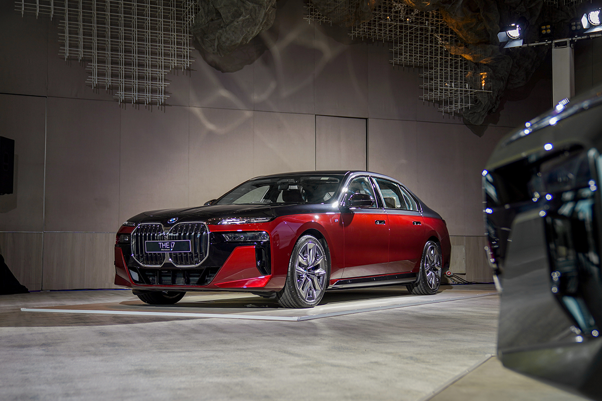 BMW THE i7 EV แรง หรู นั่งสบาย