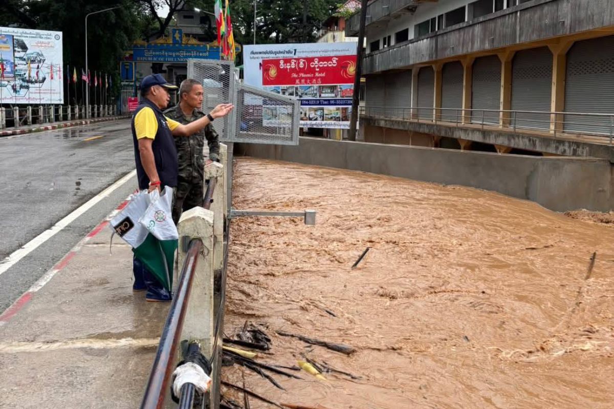 เชียงราย น้ำทะลักแม่สาย สั่งอพยพประชาชน ประกาศสถานการณ์ฉุกเฉินระดับสีแดง
