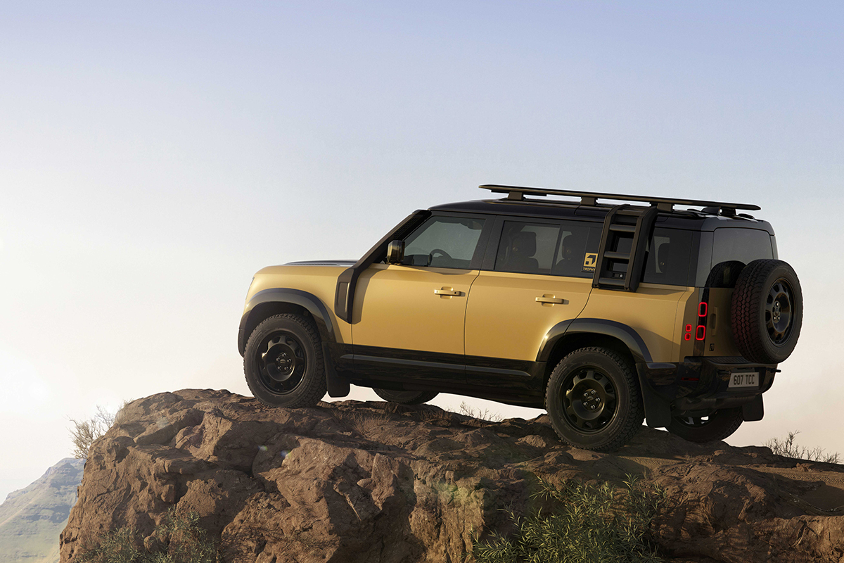 Defender 110 Trophy Editio