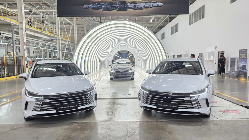 BYD SEAL 5 DM-i