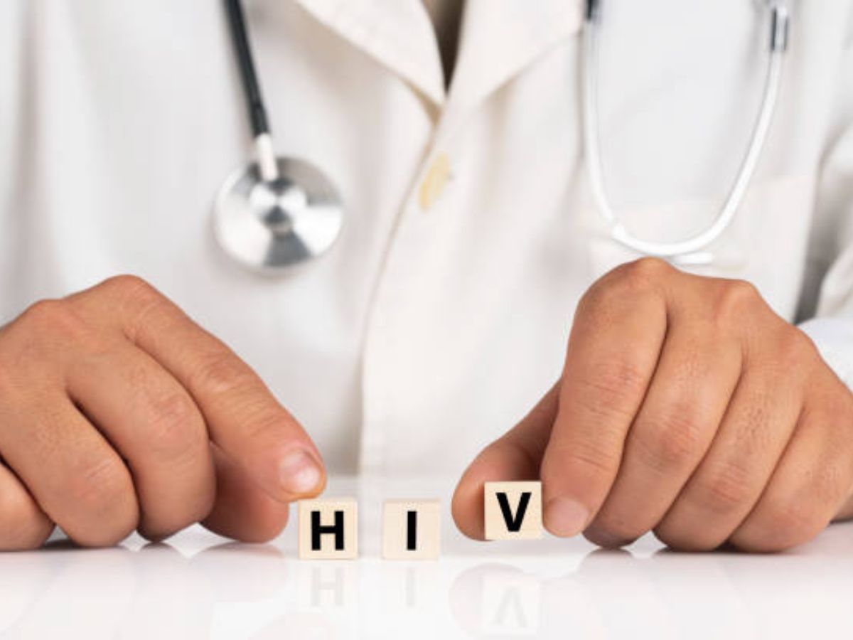 กลุ่มเยาวชน ติดเชื้อ HIV เพิ่มมากขึ้น จ่อทำเอ็มโอยู สถานศึกษา แจกถุงยางอนามัย