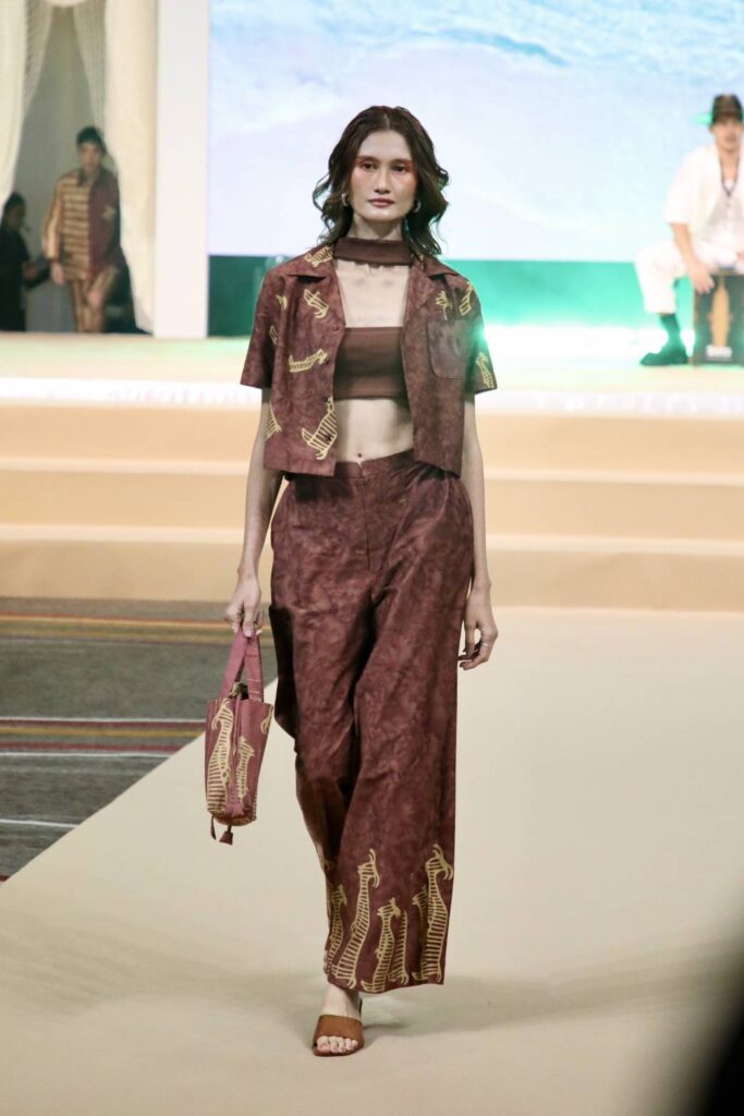 Inspiring Andaman Textile โชว์ความงามชุดผ้าไทยจังหวัดภาคใต้ฝั่งอันดามัน