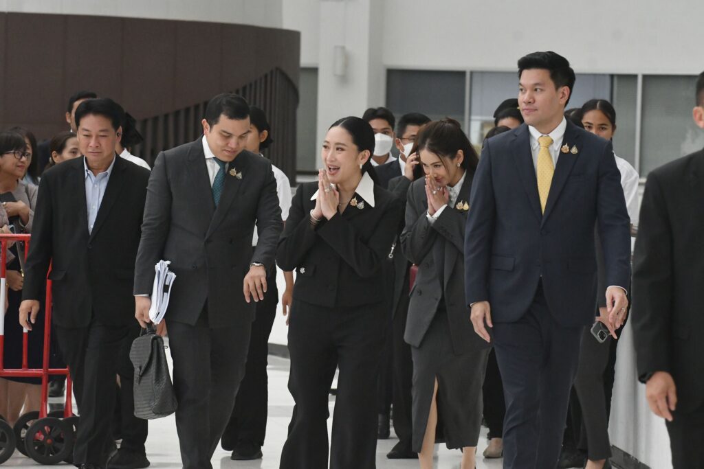 ศาลรธน. ไต่สวน'แพทองธาร' นายกรัฐมสตรี ปมคลิปเสียงคุย 'ฮุน เซน'