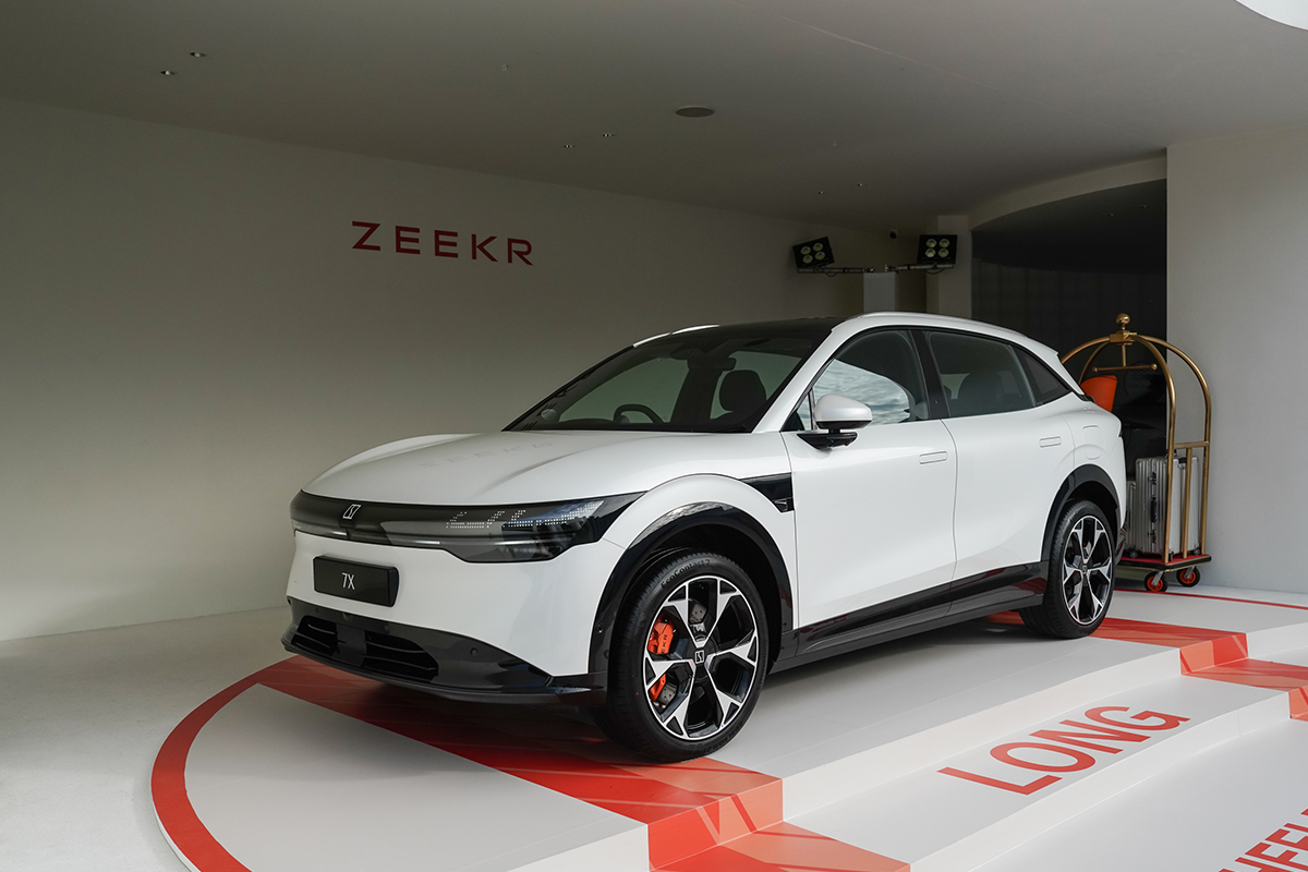 ZEEKR 7X