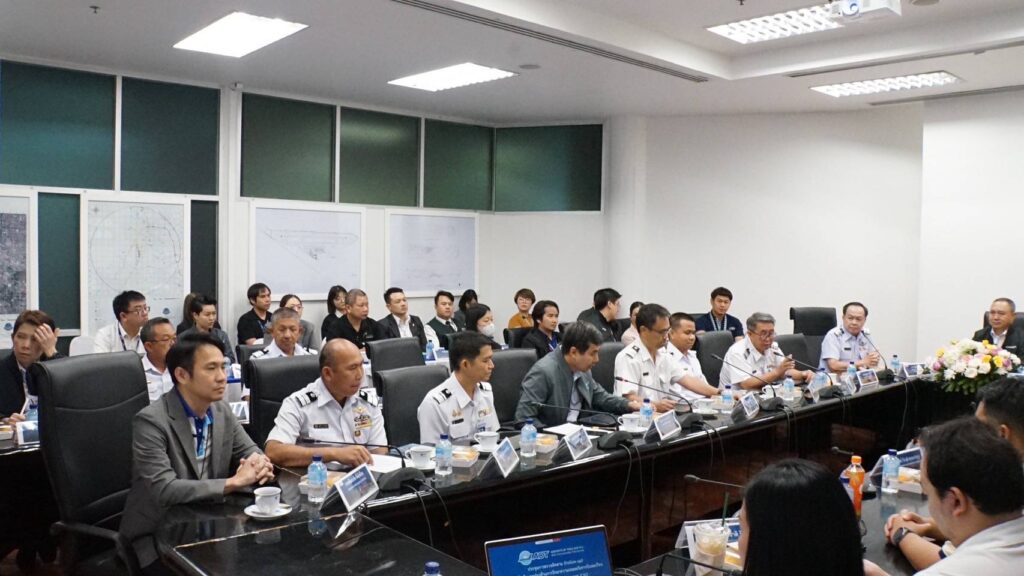 พลอากาศเอกมนัท ชวนะประยูร