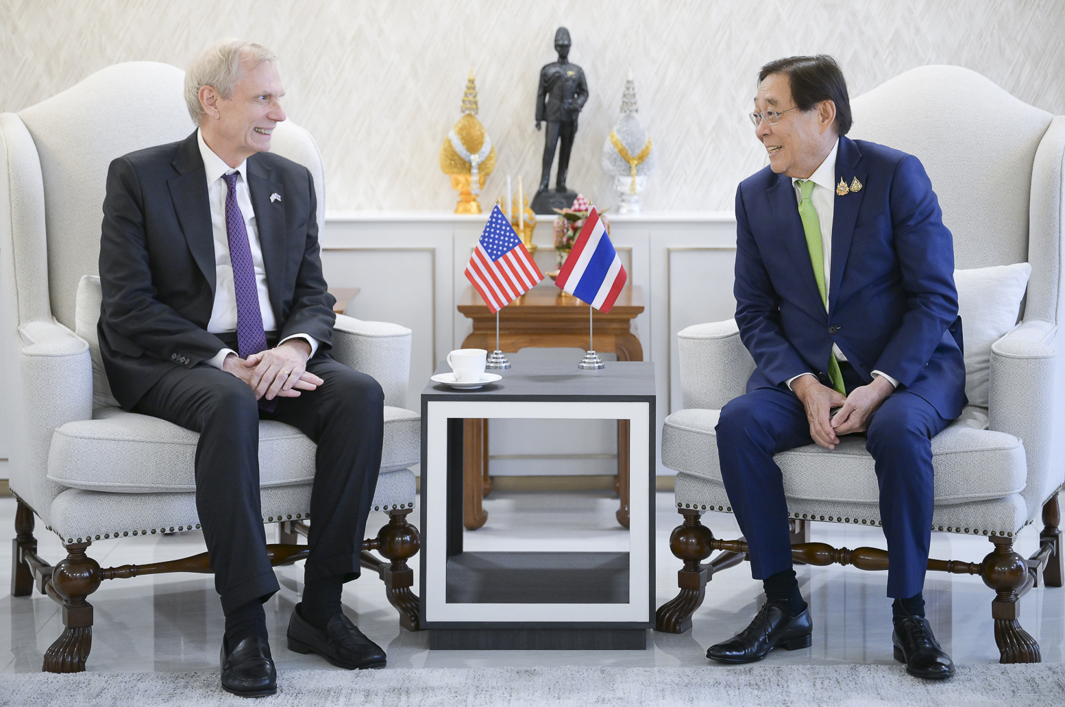พิชัยถกเอกอัครราชทูตสหรัฐ เดินหน้าความร่วมมือเศรษฐกิจ-การค้า-ภาษี