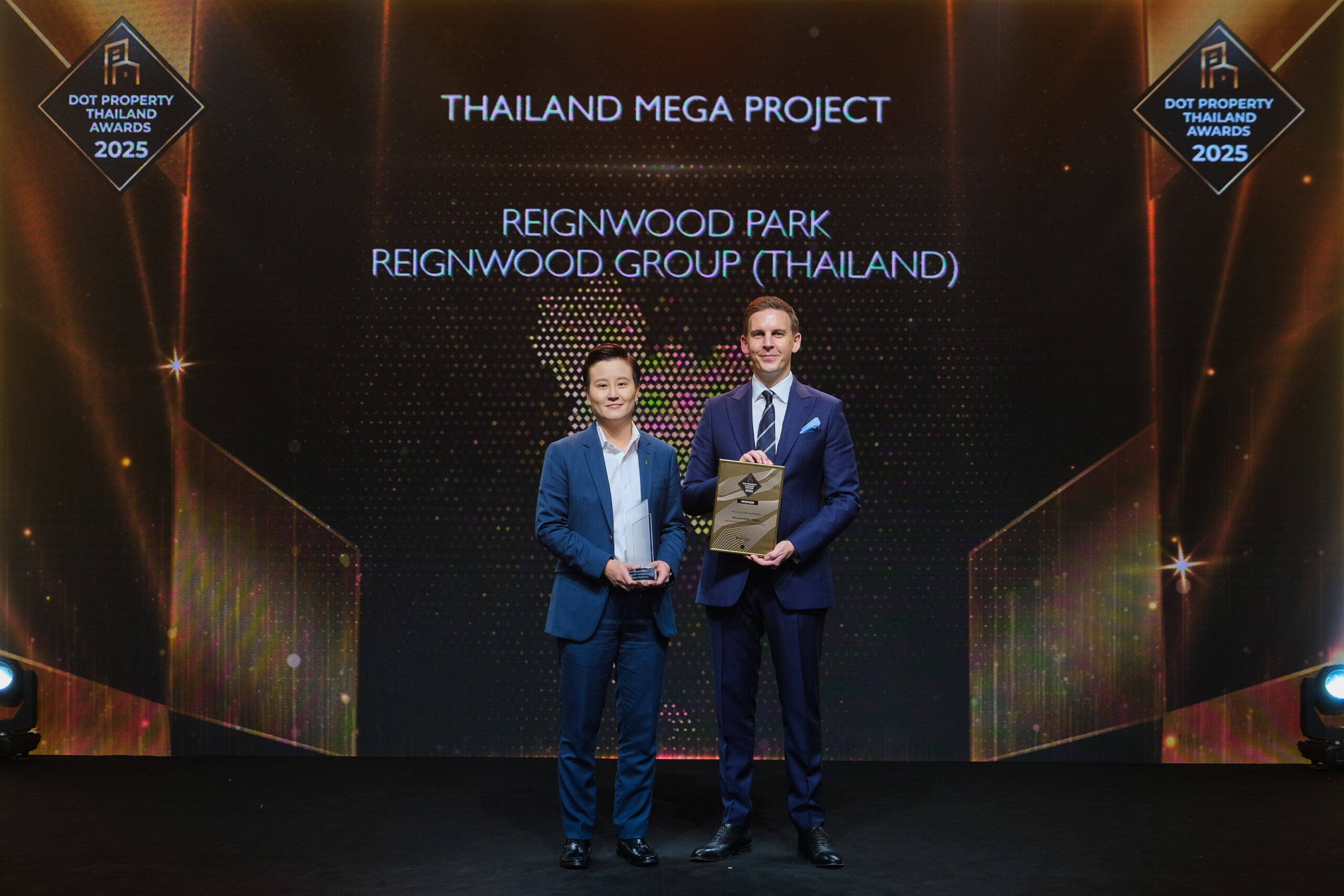 เรนวูด ปาร์ค Thailand Mega Project of The Year สังคมเวิลด์คลาสเพื่อชีวิตทุกช่วงวัย